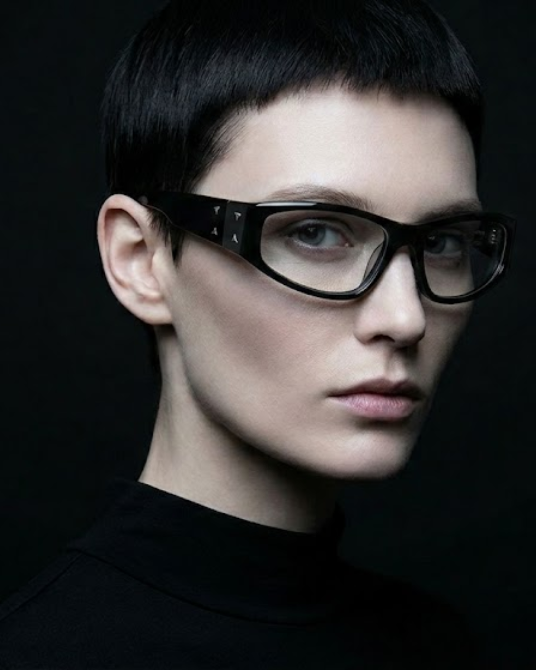 Strix-Black